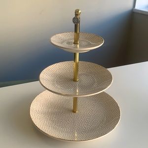 3-tier gold jewelry stand